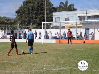 
<a style='margin-left: 5px;' class='btn btn-xs btn-social btn-facebook' href='https://www.facebook.com/sharer/sharer.php?u=https://www.boladovale.com.br/imgs/800-800-90/conteudo/fotos/1841/img0334.jpg' rel='popup' data-width='500' data-height='400'><i class='fa fa-facebook'></i>Compartilhar <span class='hidden-xs'>no Facebook</span>
</a> 
<a class='btn btn-default btn-xs' target='_blank' href='imgs/800-800-90/conteudo/fotos/1841/img0334.jpg'>
<span class='glyphicon glyphicon-cloud-download'></span> Salvar
</a> 
<span></span>