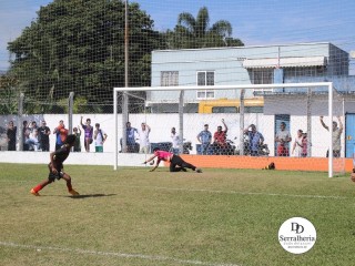 
<a style='margin-left: 5px;' class='btn btn-xs btn-social btn-facebook' href='https://www.facebook.com/sharer/sharer.php?u=https://www.boladovale.com.br/imgs/800-800-90/conteudo/fotos/1841/img0338.jpg' rel='popup' data-width='500' data-height='400'><i class='fa fa-facebook'></i>Compartilhar <span class='hidden-xs'>no Facebook</span>
</a> 
<a class='btn btn-default btn-xs' target='_blank' href='imgs/800-800-90/conteudo/fotos/1841/img0338.jpg'>
<span class='glyphicon glyphicon-cloud-download'></span> Salvar
</a> 
<span></span>