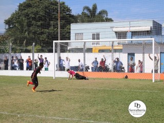 
<a style='margin-left: 5px;' class='btn btn-xs btn-social btn-facebook' href='https://www.facebook.com/sharer/sharer.php?u=https://www.boladovale.com.br/imgs/800-800-90/conteudo/fotos/1841/img0339.jpg' rel='popup' data-width='500' data-height='400'><i class='fa fa-facebook'></i>Compartilhar <span class='hidden-xs'>no Facebook</span>
</a> 
<a class='btn btn-default btn-xs' target='_blank' href='imgs/800-800-90/conteudo/fotos/1841/img0339.jpg'>
<span class='glyphicon glyphicon-cloud-download'></span> Salvar
</a> 
<span></span>