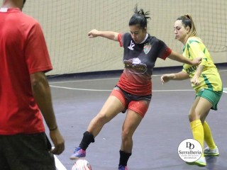 
<a style='margin-left: 5px;' class='btn btn-xs btn-social btn-facebook' href='https://www.facebook.com/sharer/sharer.php?u=https://www.boladovale.com.br/imgs/800-800-90/conteudo/fotos/1844/img0635.jpg' rel='popup' data-width='500' data-height='400'><i class='fa fa-facebook'></i>Compartilhar <span class='hidden-xs'>no Facebook</span>
</a> 
<a class='btn btn-default btn-xs' target='_blank' href='imgs/800-800-90/conteudo/fotos/1844/img0635.jpg'>
<span class='glyphicon glyphicon-cloud-download'></span> Salvar
</a> 
<span></span>