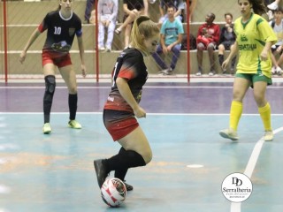 
<a style='margin-left: 5px;' class='btn btn-xs btn-social btn-facebook' href='https://www.facebook.com/sharer/sharer.php?u=https://www.boladovale.com.br/imgs/800-800-90/conteudo/fotos/1844/img0645.jpg' rel='popup' data-width='500' data-height='400'><i class='fa fa-facebook'></i>Compartilhar <span class='hidden-xs'>no Facebook</span>
</a> 
<a class='btn btn-default btn-xs' target='_blank' href='imgs/800-800-90/conteudo/fotos/1844/img0645.jpg'>
<span class='glyphicon glyphicon-cloud-download'></span> Salvar
</a> 
<span></span>