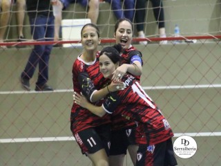 
<a style='margin-left: 5px;' class='btn btn-xs btn-social btn-facebook' href='https://www.facebook.com/sharer/sharer.php?u=https://www.boladovale.com.br/imgs/800-800-90/conteudo/fotos/1845/img0825.jpg' rel='popup' data-width='500' data-height='400'><i class='fa fa-facebook'></i>Compartilhar <span class='hidden-xs'>no Facebook</span>
</a> 
<a class='btn btn-default btn-xs' target='_blank' href='imgs/800-800-90/conteudo/fotos/1845/img0825.jpg'>
<span class='glyphicon glyphicon-cloud-download'></span> Salvar
</a> 
<span></span>