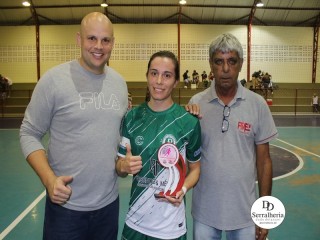 
<a style='margin-left: 5px;' class='btn btn-xs btn-social btn-facebook' href='https://www.facebook.com/sharer/sharer.php?u=https://www.boladovale.com.br/imgs/800-800-90/conteudo/fotos/1845/img0962.jpg' rel='popup' data-width='500' data-height='400'><i class='fa fa-facebook'></i>Compartilhar <span class='hidden-xs'>no Facebook</span>
</a> 
<a class='btn btn-default btn-xs' target='_blank' href='imgs/800-800-90/conteudo/fotos/1845/img0962.jpg'>
<span class='glyphicon glyphicon-cloud-download'></span> Salvar
</a> 
<span></span>