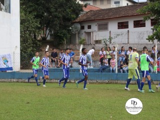 
<a style='margin-left: 5px;' class='btn btn-xs btn-social btn-facebook' href='https://www.facebook.com/sharer/sharer.php?u=https://www.boladovale.com.br/imgs/800-800-90/conteudo/fotos/1846/img0971.jpg' rel='popup' data-width='500' data-height='400'><i class='fa fa-facebook'></i>Compartilhar <span class='hidden-xs'>no Facebook</span>
</a> 
<a class='btn btn-default btn-xs' target='_blank' href='imgs/800-800-90/conteudo/fotos/1846/img0971.jpg'>
<span class='glyphicon glyphicon-cloud-download'></span> Salvar
</a> 
<span></span>