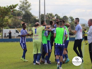 
<a style='margin-left: 5px;' class='btn btn-xs btn-social btn-facebook' href='https://www.facebook.com/sharer/sharer.php?u=https://www.boladovale.com.br/imgs/800-800-90/conteudo/fotos/1846/img1120.jpg' rel='popup' data-width='500' data-height='400'><i class='fa fa-facebook'></i>Compartilhar <span class='hidden-xs'>no Facebook</span>
</a> 
<a class='btn btn-default btn-xs' target='_blank' href='imgs/800-800-90/conteudo/fotos/1846/img1120.jpg'>
<span class='glyphicon glyphicon-cloud-download'></span> Salvar
</a> 
<span></span>