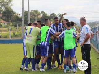 
<a style='margin-left: 5px;' class='btn btn-xs btn-social btn-facebook' href='https://www.facebook.com/sharer/sharer.php?u=https://www.boladovale.com.br/imgs/800-800-90/conteudo/fotos/1846/img1122.jpg' rel='popup' data-width='500' data-height='400'><i class='fa fa-facebook'></i>Compartilhar <span class='hidden-xs'>no Facebook</span>
</a> 
<a class='btn btn-default btn-xs' target='_blank' href='imgs/800-800-90/conteudo/fotos/1846/img1122.jpg'>
<span class='glyphicon glyphicon-cloud-download'></span> Salvar
</a> 
<span></span>