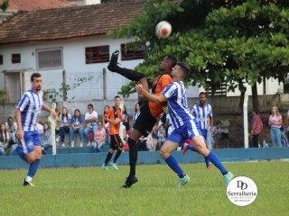 
<a style='margin-left: 5px;' class='btn btn-xs btn-social btn-facebook' href='https://www.facebook.com/sharer/sharer.php?u=https://www.boladovale.com.br/imgs/800-800-90/conteudo/fotos/1846/img1127.jpg' rel='popup' data-width='500' data-height='400'><i class='fa fa-facebook'></i>Compartilhar <span class='hidden-xs'>no Facebook</span>
</a> 
<a class='btn btn-default btn-xs' target='_blank' href='imgs/800-800-90/conteudo/fotos/1846/img1127.jpg'>
<span class='glyphicon glyphicon-cloud-download'></span> Salvar
</a> 
<span></span>