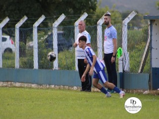 
<a style='margin-left: 5px;' class='btn btn-xs btn-social btn-facebook' href='https://www.facebook.com/sharer/sharer.php?u=https://www.boladovale.com.br/imgs/800-800-90/conteudo/fotos/1846/img1185.jpg' rel='popup' data-width='500' data-height='400'><i class='fa fa-facebook'></i>Compartilhar <span class='hidden-xs'>no Facebook</span>
</a> 
<a class='btn btn-default btn-xs' target='_blank' href='imgs/800-800-90/conteudo/fotos/1846/img1185.jpg'>
<span class='glyphicon glyphicon-cloud-download'></span> Salvar
</a> 
<span></span>