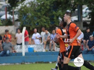 
<a style='margin-left: 5px;' class='btn btn-xs btn-social btn-facebook' href='https://www.facebook.com/sharer/sharer.php?u=https://www.boladovale.com.br/imgs/800-800-90/conteudo/fotos/1846/img1224.jpg' rel='popup' data-width='500' data-height='400'><i class='fa fa-facebook'></i>Compartilhar <span class='hidden-xs'>no Facebook</span>
</a> 
<a class='btn btn-default btn-xs' target='_blank' href='imgs/800-800-90/conteudo/fotos/1846/img1224.jpg'>
<span class='glyphicon glyphicon-cloud-download'></span> Salvar
</a> 
<span></span>