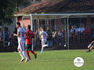 
<a style='margin-left: 5px;' class='btn btn-xs btn-social btn-facebook' href='https://www.facebook.com/sharer/sharer.php?u=https://www.boladovale.com.br/imgs/800-800-90/conteudo/fotos/1847/img1454.jpg' rel='popup' data-width='500' data-height='400'><i class='fa fa-facebook'></i>Compartilhar <span class='hidden-xs'>no Facebook</span>
</a> 
<a class='btn btn-default btn-xs' target='_blank' href='imgs/800-800-90/conteudo/fotos/1847/img1454.jpg'>
<span class='glyphicon glyphicon-cloud-download'></span> Salvar
</a> 
<span></span>