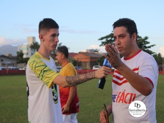 
<a style='margin-left: 5px;' class='btn btn-xs btn-social btn-facebook' href='https://www.facebook.com/sharer/sharer.php?u=https://www.boladovale.com.br/imgs/800-800-90/conteudo/fotos/1847/img1680.jpg' rel='popup' data-width='500' data-height='400'><i class='fa fa-facebook'></i>Compartilhar <span class='hidden-xs'>no Facebook</span>
</a> 
<a class='btn btn-default btn-xs' target='_blank' href='imgs/800-800-90/conteudo/fotos/1847/img1680.jpg'>
<span class='glyphicon glyphicon-cloud-download'></span> Salvar
</a> 
<span></span>