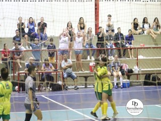 
<a style='margin-left: 5px;' class='btn btn-xs btn-social btn-facebook' href='https://www.facebook.com/sharer/sharer.php?u=https://www.boladovale.com.br/imgs/800-800-90/conteudo/fotos/1850/img1807.jpg' rel='popup' data-width='500' data-height='400'><i class='fa fa-facebook'></i>Compartilhar <span class='hidden-xs'>no Facebook</span>
</a> 
<a class='btn btn-default btn-xs' target='_blank' href='imgs/800-800-90/conteudo/fotos/1850/img1807.jpg'>
<span class='glyphicon glyphicon-cloud-download'></span> Salvar
</a> 
<span></span>
