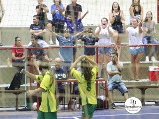 
<a style='margin-left: 5px;' class='btn btn-xs btn-social btn-facebook' href='https://www.facebook.com/sharer/sharer.php?u=https://www.boladovale.com.br/imgs/800-800-90/conteudo/fotos/1850/img1808.jpg' rel='popup' data-width='500' data-height='400'><i class='fa fa-facebook'></i>Compartilhar <span class='hidden-xs'>no Facebook</span>
</a> 
<a class='btn btn-default btn-xs' target='_blank' href='imgs/800-800-90/conteudo/fotos/1850/img1808.jpg'>
<span class='glyphicon glyphicon-cloud-download'></span> Salvar
</a> 
<span></span>