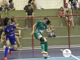 
<a style='margin-left: 5px;' class='btn btn-xs btn-social btn-facebook' href='https://www.facebook.com/sharer/sharer.php?u=https://www.boladovale.com.br/imgs/800-800-90/conteudo/fotos/1851/img1894.jpg' rel='popup' data-width='500' data-height='400'><i class='fa fa-facebook'></i>Compartilhar <span class='hidden-xs'>no Facebook</span>
</a> 
<a class='btn btn-default btn-xs' target='_blank' href='imgs/800-800-90/conteudo/fotos/1851/img1894.jpg'>
<span class='glyphicon glyphicon-cloud-download'></span> Salvar
</a> 
<span></span>