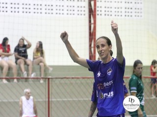 
<a style='margin-left: 5px;' class='btn btn-xs btn-social btn-facebook' href='https://www.facebook.com/sharer/sharer.php?u=https://www.boladovale.com.br/imgs/800-800-90/conteudo/fotos/1851/img1945.jpg' rel='popup' data-width='500' data-height='400'><i class='fa fa-facebook'></i>Compartilhar <span class='hidden-xs'>no Facebook</span>
</a> 
<a class='btn btn-default btn-xs' target='_blank' href='imgs/800-800-90/conteudo/fotos/1851/img1945.jpg'>
<span class='glyphicon glyphicon-cloud-download'></span> Salvar
</a> 
<span></span>