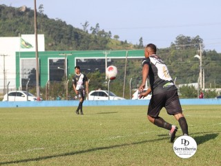 
<a style='margin-left: 5px;' class='btn btn-xs btn-social btn-facebook' href='https://www.facebook.com/sharer/sharer.php?u=https://www.boladovale.com.br/imgs/800-800-90/conteudo/fotos/1852/img1980.jpg' rel='popup' data-width='500' data-height='400'><i class='fa fa-facebook'></i>Compartilhar <span class='hidden-xs'>no Facebook</span>
</a> 
<a class='btn btn-default btn-xs' target='_blank' href='imgs/800-800-90/conteudo/fotos/1852/img1980.jpg'>
<span class='glyphicon glyphicon-cloud-download'></span> Salvar
</a> 
<span></span>