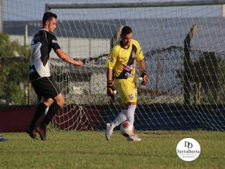 
<a style='margin-left: 5px;' class='btn btn-xs btn-social btn-facebook' href='https://www.facebook.com/sharer/sharer.php?u=https://www.boladovale.com.br/imgs/800-800-90/conteudo/fotos/1852/img2109.jpg' rel='popup' data-width='500' data-height='400'><i class='fa fa-facebook'></i>Compartilhar <span class='hidden-xs'>no Facebook</span>
</a> 
<a class='btn btn-default btn-xs' target='_blank' href='imgs/800-800-90/conteudo/fotos/1852/img2109.jpg'>
<span class='glyphicon glyphicon-cloud-download'></span> Salvar
</a> 
<span></span>