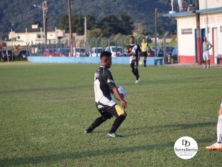 
<a style='margin-left: 5px;' class='btn btn-xs btn-social btn-facebook' href='https://www.facebook.com/sharer/sharer.php?u=https://www.boladovale.com.br/imgs/800-800-90/conteudo/fotos/1852/img2180.jpg' rel='popup' data-width='500' data-height='400'><i class='fa fa-facebook'></i>Compartilhar <span class='hidden-xs'>no Facebook</span>
</a> 
<a class='btn btn-default btn-xs' target='_blank' href='imgs/800-800-90/conteudo/fotos/1852/img2180.jpg'>
<span class='glyphicon glyphicon-cloud-download'></span> Salvar
</a> 
<span></span>