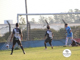 
<a style='margin-left: 5px;' class='btn btn-xs btn-social btn-facebook' href='https://www.facebook.com/sharer/sharer.php?u=https://www.boladovale.com.br/imgs/800-800-90/conteudo/fotos/1852/img2222.jpg' rel='popup' data-width='500' data-height='400'><i class='fa fa-facebook'></i>Compartilhar <span class='hidden-xs'>no Facebook</span>
</a> 
<a class='btn btn-default btn-xs' target='_blank' href='imgs/800-800-90/conteudo/fotos/1852/img2222.jpg'>
<span class='glyphicon glyphicon-cloud-download'></span> Salvar
</a> 
<span></span>