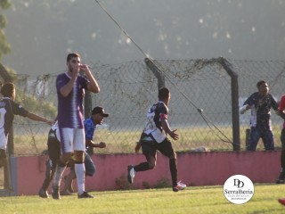 
<a style='margin-left: 5px;' class='btn btn-xs btn-social btn-facebook' href='https://www.facebook.com/sharer/sharer.php?u=https://www.boladovale.com.br/imgs/800-800-90/conteudo/fotos/1852/img2223.jpg' rel='popup' data-width='500' data-height='400'><i class='fa fa-facebook'></i>Compartilhar <span class='hidden-xs'>no Facebook</span>
</a> 
<a class='btn btn-default btn-xs' target='_blank' href='imgs/800-800-90/conteudo/fotos/1852/img2223.jpg'>
<span class='glyphicon glyphicon-cloud-download'></span> Salvar
</a> 
<span></span>