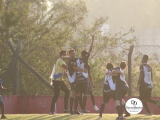 
<a style='margin-left: 5px;' class='btn btn-xs btn-social btn-facebook' href='https://www.facebook.com/sharer/sharer.php?u=https://www.boladovale.com.br/imgs/800-800-90/conteudo/fotos/1852/img2228.jpg' rel='popup' data-width='500' data-height='400'><i class='fa fa-facebook'></i>Compartilhar <span class='hidden-xs'>no Facebook</span>
</a> 
<a class='btn btn-default btn-xs' target='_blank' href='imgs/800-800-90/conteudo/fotos/1852/img2228.jpg'>
<span class='glyphicon glyphicon-cloud-download'></span> Salvar
</a> 
<span></span>