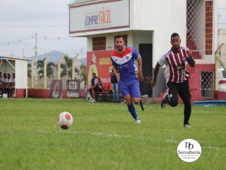 
<a style='margin-left: 5px;' class='btn btn-xs btn-social btn-facebook' href='https://www.facebook.com/sharer/sharer.php?u=https://www.boladovale.com.br/imgs/800-800-90/conteudo/fotos/1853/img2383.jpg' rel='popup' data-width='500' data-height='400'><i class='fa fa-facebook'></i>Compartilhar <span class='hidden-xs'>no Facebook</span>
</a> 
<a class='btn btn-default btn-xs' target='_blank' href='imgs/800-800-90/conteudo/fotos/1853/img2383.jpg'>
<span class='glyphicon glyphicon-cloud-download'></span> Salvar
</a> 
<span></span>