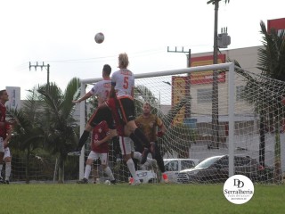 
<a style='margin-left: 5px;' class='btn btn-xs btn-social btn-facebook' href='https://www.facebook.com/sharer/sharer.php?u=https://www.boladovale.com.br/imgs/800-800-90/conteudo/fotos/1854/img2427.jpg' rel='popup' data-width='500' data-height='400'><i class='fa fa-facebook'></i>Compartilhar <span class='hidden-xs'>no Facebook</span>
</a> 
<a class='btn btn-default btn-xs' target='_blank' href='imgs/800-800-90/conteudo/fotos/1854/img2427.jpg'>
<span class='glyphicon glyphicon-cloud-download'></span> Salvar
</a> 
<span></span>