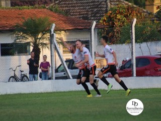 
<a style='margin-left: 5px;' class='btn btn-xs btn-social btn-facebook' href='https://www.facebook.com/sharer/sharer.php?u=https://www.boladovale.com.br/imgs/800-800-90/conteudo/fotos/1854/img2597.jpg' rel='popup' data-width='500' data-height='400'><i class='fa fa-facebook'></i>Compartilhar <span class='hidden-xs'>no Facebook</span>
</a> 
<a class='btn btn-default btn-xs' target='_blank' href='imgs/800-800-90/conteudo/fotos/1854/img2597.jpg'>
<span class='glyphicon glyphicon-cloud-download'></span> Salvar
</a> 
<span></span>