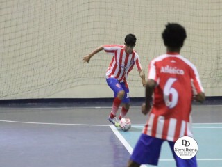 
<a style='margin-left: 5px;' class='btn btn-xs btn-social btn-facebook' href='https://www.facebook.com/sharer/sharer.php?u=https://www.boladovale.com.br/imgs/800-800-90/conteudo/fotos/1857/img2900.jpg' rel='popup' data-width='500' data-height='400'><i class='fa fa-facebook'></i>Compartilhar <span class='hidden-xs'>no Facebook</span>
</a> 
<a class='btn btn-default btn-xs' target='_blank' href='imgs/800-800-90/conteudo/fotos/1857/img2900.jpg'>
<span class='glyphicon glyphicon-cloud-download'></span> Salvar
</a> 
<span></span>
