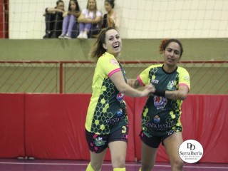 
<a style='margin-left: 5px;' class='btn btn-xs btn-social btn-facebook' href='https://www.facebook.com/sharer/sharer.php?u=https://www.boladovale.com.br/imgs/800-800-90/conteudo/fotos/1858/img3882.jpg' rel='popup' data-width='500' data-height='400'><i class='fa fa-facebook'></i>Compartilhar <span class='hidden-xs'>no Facebook</span>
</a> 
<a class='btn btn-default btn-xs' target='_blank' href='imgs/800-800-90/conteudo/fotos/1858/img3882.jpg'>
<span class='glyphicon glyphicon-cloud-download'></span> Salvar
</a> 
<span></span>