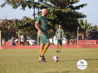 
<a style='margin-left: 5px;' class='btn btn-xs btn-social btn-facebook' href='https://www.facebook.com/sharer/sharer.php?u=https://www.boladovale.com.br/imgs/800-800-90/conteudo/fotos/1861/img4247.jpg' rel='popup' data-width='500' data-height='400'><i class='fa fa-facebook'></i>Compartilhar <span class='hidden-xs'>no Facebook</span>
</a> 
<a class='btn btn-default btn-xs' target='_blank' href='imgs/800-800-90/conteudo/fotos/1861/img4247.jpg'>
<span class='glyphicon glyphicon-cloud-download'></span> Salvar
</a> 
<span></span>