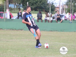 
<a style='margin-left: 5px;' class='btn btn-xs btn-social btn-facebook' href='https://www.facebook.com/sharer/sharer.php?u=https://www.boladovale.com.br/imgs/800-800-90/conteudo/fotos/1862/img4654.jpg' rel='popup' data-width='500' data-height='400'><i class='fa fa-facebook'></i>Compartilhar <span class='hidden-xs'>no Facebook</span>
</a> 
<a class='btn btn-default btn-xs' target='_blank' href='imgs/800-800-90/conteudo/fotos/1862/img4654.jpg'>
<span class='glyphicon glyphicon-cloud-download'></span> Salvar
</a> 
<span></span>