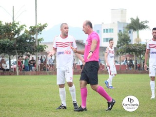 
<a style='margin-left: 5px;' class='btn btn-xs btn-social btn-facebook' href='https://www.facebook.com/sharer/sharer.php?u=https://www.boladovale.com.br/imgs/800-800-90/conteudo/fotos/1863/img5139.jpg' rel='popup' data-width='500' data-height='400'><i class='fa fa-facebook'></i>Compartilhar <span class='hidden-xs'>no Facebook</span>
</a> 
<a class='btn btn-default btn-xs' target='_blank' href='imgs/800-800-90/conteudo/fotos/1863/img5139.jpg'>
<span class='glyphicon glyphicon-cloud-download'></span> Salvar
</a> 
<span></span>
