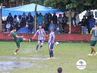
<a style='margin-left: 5px;' class='btn btn-xs btn-social btn-facebook' href='https://www.facebook.com/sharer/sharer.php?u=https://www.boladovale.com.br/imgs/800-800-90/conteudo/fotos/1864/img5345.jpg' rel='popup' data-width='500' data-height='400'><i class='fa fa-facebook'></i>Compartilhar <span class='hidden-xs'>no Facebook</span>
</a> 
<a class='btn btn-default btn-xs' target='_blank' href='imgs/800-800-90/conteudo/fotos/1864/img5345.jpg'>
<span class='glyphicon glyphicon-cloud-download'></span> Salvar
</a> 
<span></span>