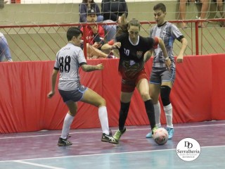 
<a style='margin-left: 5px;' class='btn btn-xs btn-social btn-facebook' href='https://www.facebook.com/sharer/sharer.php?u=https://www.boladovale.com.br/imgs/800-800-90/conteudo/fotos/1867/img5814.jpg' rel='popup' data-width='500' data-height='400'><i class='fa fa-facebook'></i>Compartilhar <span class='hidden-xs'>no Facebook</span>
</a> 
<a class='btn btn-default btn-xs' target='_blank' href='imgs/800-800-90/conteudo/fotos/1867/img5814.jpg'>
<span class='glyphicon glyphicon-cloud-download'></span> Salvar
</a> 
<span></span>