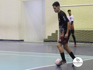 
<a style='margin-left: 5px;' class='btn btn-xs btn-social btn-facebook' href='https://www.facebook.com/sharer/sharer.php?u=https://www.boladovale.com.br/imgs/800-800-90/conteudo/fotos/1868/img5911.jpg' rel='popup' data-width='500' data-height='400'><i class='fa fa-facebook'></i>Compartilhar <span class='hidden-xs'>no Facebook</span>
</a> 
<a class='btn btn-default btn-xs' target='_blank' href='imgs/800-800-90/conteudo/fotos/1868/img5911.jpg'>
<span class='glyphicon glyphicon-cloud-download'></span> Salvar
</a> 
<span></span>