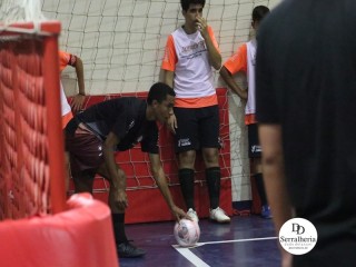 
<a style='margin-left: 5px;' class='btn btn-xs btn-social btn-facebook' href='https://www.facebook.com/sharer/sharer.php?u=https://www.boladovale.com.br/imgs/800-800-90/conteudo/fotos/1868/img5946.jpg' rel='popup' data-width='500' data-height='400'><i class='fa fa-facebook'></i>Compartilhar <span class='hidden-xs'>no Facebook</span>
</a> 
<a class='btn btn-default btn-xs' target='_blank' href='imgs/800-800-90/conteudo/fotos/1868/img5946.jpg'>
<span class='glyphicon glyphicon-cloud-download'></span> Salvar
</a> 
<span></span>