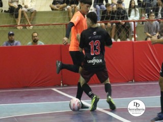 
<a style='margin-left: 5px;' class='btn btn-xs btn-social btn-facebook' href='https://www.facebook.com/sharer/sharer.php?u=https://www.boladovale.com.br/imgs/800-800-90/conteudo/fotos/1868/img5977.jpg' rel='popup' data-width='500' data-height='400'><i class='fa fa-facebook'></i>Compartilhar <span class='hidden-xs'>no Facebook</span>
</a> 
<a class='btn btn-default btn-xs' target='_blank' href='imgs/800-800-90/conteudo/fotos/1868/img5977.jpg'>
<span class='glyphicon glyphicon-cloud-download'></span> Salvar
</a> 
<span></span>
