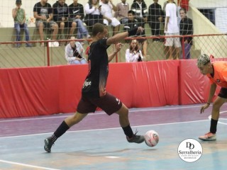 
<a style='margin-left: 5px;' class='btn btn-xs btn-social btn-facebook' href='https://www.facebook.com/sharer/sharer.php?u=https://www.boladovale.com.br/imgs/800-800-90/conteudo/fotos/1868/img5990.jpg' rel='popup' data-width='500' data-height='400'><i class='fa fa-facebook'></i>Compartilhar <span class='hidden-xs'>no Facebook</span>
</a> 
<a class='btn btn-default btn-xs' target='_blank' href='imgs/800-800-90/conteudo/fotos/1868/img5990.jpg'>
<span class='glyphicon glyphicon-cloud-download'></span> Salvar
</a> 
<span></span>