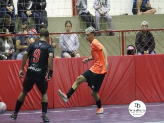 
<a style='margin-left: 5px;' class='btn btn-xs btn-social btn-facebook' href='https://www.facebook.com/sharer/sharer.php?u=https://www.boladovale.com.br/imgs/800-800-90/conteudo/fotos/1868/img5996.jpg' rel='popup' data-width='500' data-height='400'><i class='fa fa-facebook'></i>Compartilhar <span class='hidden-xs'>no Facebook</span>
</a> 
<a class='btn btn-default btn-xs' target='_blank' href='imgs/800-800-90/conteudo/fotos/1868/img5996.jpg'>
<span class='glyphicon glyphicon-cloud-download'></span> Salvar
</a> 
<span></span>