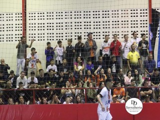 
<a style='margin-left: 5px;' class='btn btn-xs btn-social btn-facebook' href='https://www.facebook.com/sharer/sharer.php?u=https://www.boladovale.com.br/imgs/800-800-90/conteudo/fotos/1870/img6624.jpg' rel='popup' data-width='500' data-height='400'><i class='fa fa-facebook'></i>Compartilhar <span class='hidden-xs'>no Facebook</span>
</a> 
<a class='btn btn-default btn-xs' target='_blank' href='imgs/800-800-90/conteudo/fotos/1870/img6624.jpg'>
<span class='glyphicon glyphicon-cloud-download'></span> Salvar
</a> 
<span></span>