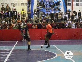 
<a style='margin-left: 5px;' class='btn btn-xs btn-social btn-facebook' href='https://www.facebook.com/sharer/sharer.php?u=https://www.boladovale.com.br/imgs/800-800-90/conteudo/fotos/1870/img6659.jpg' rel='popup' data-width='500' data-height='400'><i class='fa fa-facebook'></i>Compartilhar <span class='hidden-xs'>no Facebook</span>
</a> 
<a class='btn btn-default btn-xs' target='_blank' href='imgs/800-800-90/conteudo/fotos/1870/img6659.jpg'>
<span class='glyphicon glyphicon-cloud-download'></span> Salvar
</a> 
<span></span>