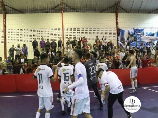 
<a style='margin-left: 5px;' class='btn btn-xs btn-social btn-facebook' href='https://www.facebook.com/sharer/sharer.php?u=https://www.boladovale.com.br/imgs/800-800-90/conteudo/fotos/1870/img6702.jpg' rel='popup' data-width='500' data-height='400'><i class='fa fa-facebook'></i>Compartilhar <span class='hidden-xs'>no Facebook</span>
</a> 
<a class='btn btn-default btn-xs' target='_blank' href='imgs/800-800-90/conteudo/fotos/1870/img6702.jpg'>
<span class='glyphicon glyphicon-cloud-download'></span> Salvar
</a> 
<span></span>