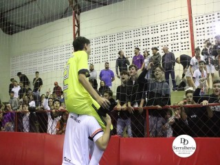 
<a style='margin-left: 5px;' class='btn btn-xs btn-social btn-facebook' href='https://www.facebook.com/sharer/sharer.php?u=https://www.boladovale.com.br/imgs/800-800-90/conteudo/fotos/1870/img6712.jpg' rel='popup' data-width='500' data-height='400'><i class='fa fa-facebook'></i>Compartilhar <span class='hidden-xs'>no Facebook</span>
</a> 
<a class='btn btn-default btn-xs' target='_blank' href='imgs/800-800-90/conteudo/fotos/1870/img6712.jpg'>
<span class='glyphicon glyphicon-cloud-download'></span> Salvar
</a> 
<span></span>