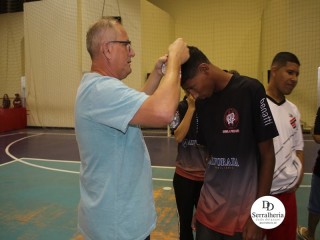 
<a style='margin-left: 5px;' class='btn btn-xs btn-social btn-facebook' href='https://www.facebook.com/sharer/sharer.php?u=https://www.boladovale.com.br/imgs/800-800-90/conteudo/fotos/1871/img6744.jpg' rel='popup' data-width='500' data-height='400'><i class='fa fa-facebook'></i>Compartilhar <span class='hidden-xs'>no Facebook</span>
</a> 
<a class='btn btn-default btn-xs' target='_blank' href='imgs/800-800-90/conteudo/fotos/1871/img6744.jpg'>
<span class='glyphicon glyphicon-cloud-download'></span> Salvar
</a> 
<span></span>