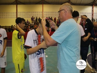 
<a style='margin-left: 5px;' class='btn btn-xs btn-social btn-facebook' href='https://www.facebook.com/sharer/sharer.php?u=https://www.boladovale.com.br/imgs/800-800-90/conteudo/fotos/1871/img6771.jpg' rel='popup' data-width='500' data-height='400'><i class='fa fa-facebook'></i>Compartilhar <span class='hidden-xs'>no Facebook</span>
</a> 
<a class='btn btn-default btn-xs' target='_blank' href='imgs/800-800-90/conteudo/fotos/1871/img6771.jpg'>
<span class='glyphicon glyphicon-cloud-download'></span> Salvar
</a> 
<span></span>
