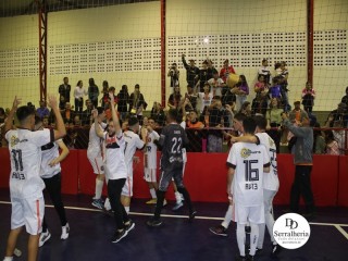 
<a style='margin-left: 5px;' class='btn btn-xs btn-social btn-facebook' href='https://www.facebook.com/sharer/sharer.php?u=https://www.boladovale.com.br/imgs/800-800-90/conteudo/fotos/1871/img6803.jpg' rel='popup' data-width='500' data-height='400'><i class='fa fa-facebook'></i>Compartilhar <span class='hidden-xs'>no Facebook</span>
</a> 
<a class='btn btn-default btn-xs' target='_blank' href='imgs/800-800-90/conteudo/fotos/1871/img6803.jpg'>
<span class='glyphicon glyphicon-cloud-download'></span> Salvar
</a> 
<span></span>