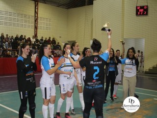 
<a style='margin-left: 5px;' class='btn btn-xs btn-social btn-facebook' href='https://www.facebook.com/sharer/sharer.php?u=https://www.boladovale.com.br/imgs/800-800-90/conteudo/fotos/1872/img6386.jpg' rel='popup' data-width='500' data-height='400'><i class='fa fa-facebook'></i>Compartilhar <span class='hidden-xs'>no Facebook</span>
</a> 
<a class='btn btn-default btn-xs' target='_blank' href='imgs/800-800-90/conteudo/fotos/1872/img6386.jpg'>
<span class='glyphicon glyphicon-cloud-download'></span> Salvar
</a> 
<span></span>