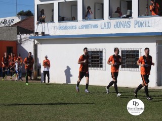 
<a style='margin-left: 5px;' class='btn btn-xs btn-social btn-facebook' href='https://www.facebook.com/sharer/sharer.php?u=https://www.boladovale.com.br/imgs/800-800-90/conteudo/fotos/1873/img6856.jpg' rel='popup' data-width='500' data-height='400'><i class='fa fa-facebook'></i>Compartilhar <span class='hidden-xs'>no Facebook</span>
</a> 
<a class='btn btn-default btn-xs' target='_blank' href='imgs/800-800-90/conteudo/fotos/1873/img6856.jpg'>
<span class='glyphicon glyphicon-cloud-download'></span> Salvar
</a> 
<span></span>