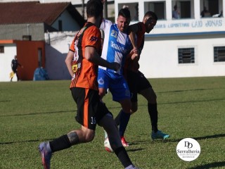 
<a style='margin-left: 5px;' class='btn btn-xs btn-social btn-facebook' href='https://www.facebook.com/sharer/sharer.php?u=https://www.boladovale.com.br/imgs/800-800-90/conteudo/fotos/1873/img6942.jpg' rel='popup' data-width='500' data-height='400'><i class='fa fa-facebook'></i>Compartilhar <span class='hidden-xs'>no Facebook</span>
</a> 
<a class='btn btn-default btn-xs' target='_blank' href='imgs/800-800-90/conteudo/fotos/1873/img6942.jpg'>
<span class='glyphicon glyphicon-cloud-download'></span> Salvar
</a> 
<span></span>